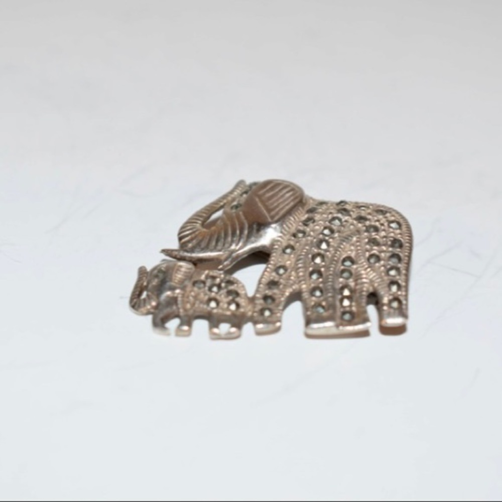 Vintage Sterling Silver marcasite Elephant Brooch
